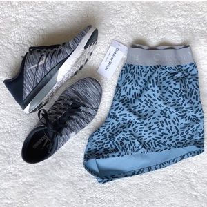 Outdoor voices relay shorts